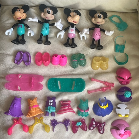 Disney Minnie Mouse Boutique Dress Up Doll Snap N’ Style Lot of 30 pcs & more! - Picture 2 of 13